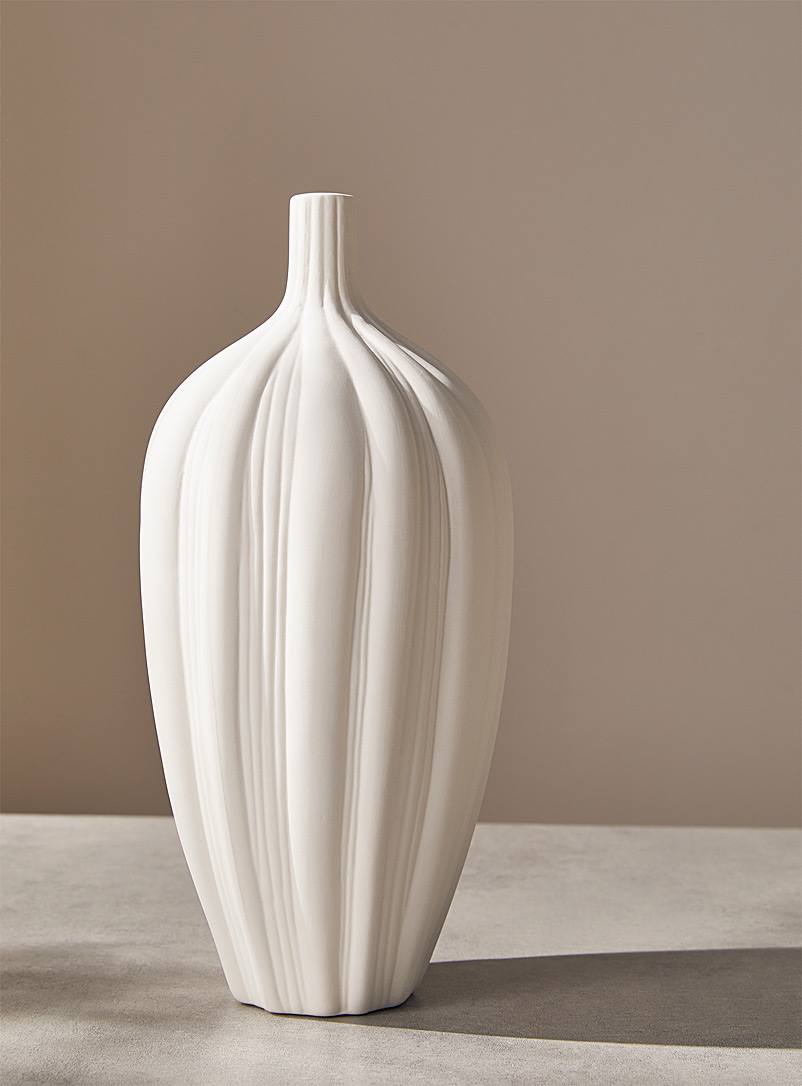 Simons Maison White Botanical groove tapered vase