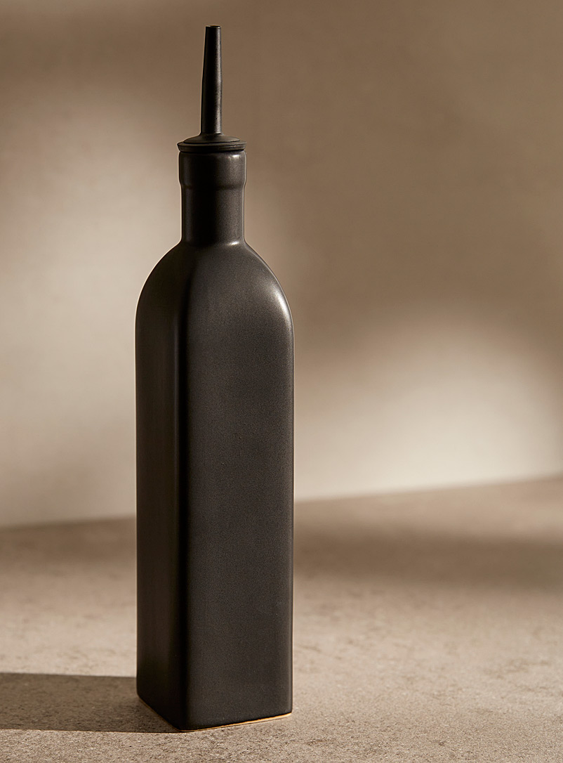 Simons Maison Black Large matte ceramic oil bottle