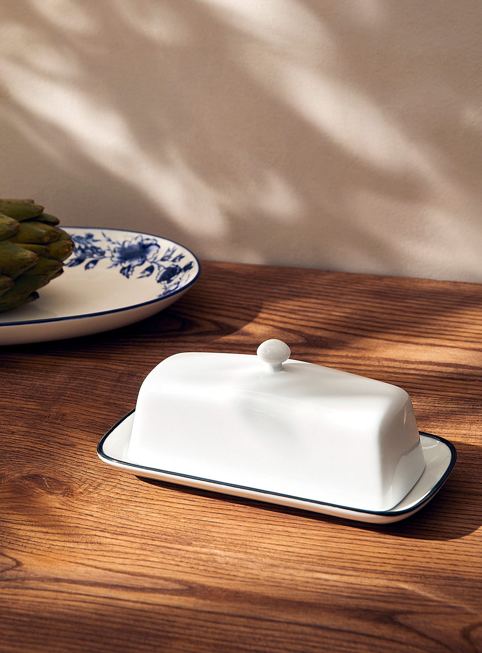 Simons Maison Contrasting Trim Butter Dish In White
