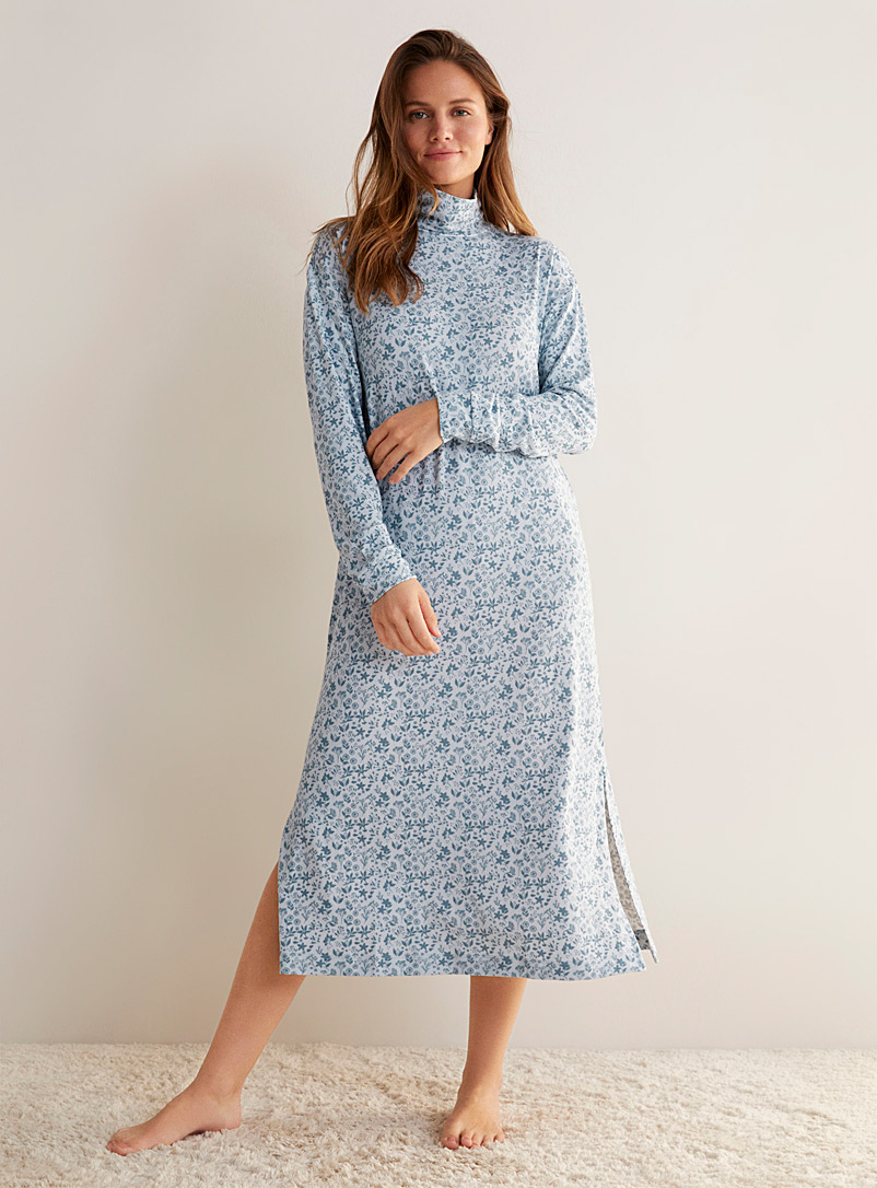 Miiyu Patterned Blue Velvety knit turtleneck nightgown for women
