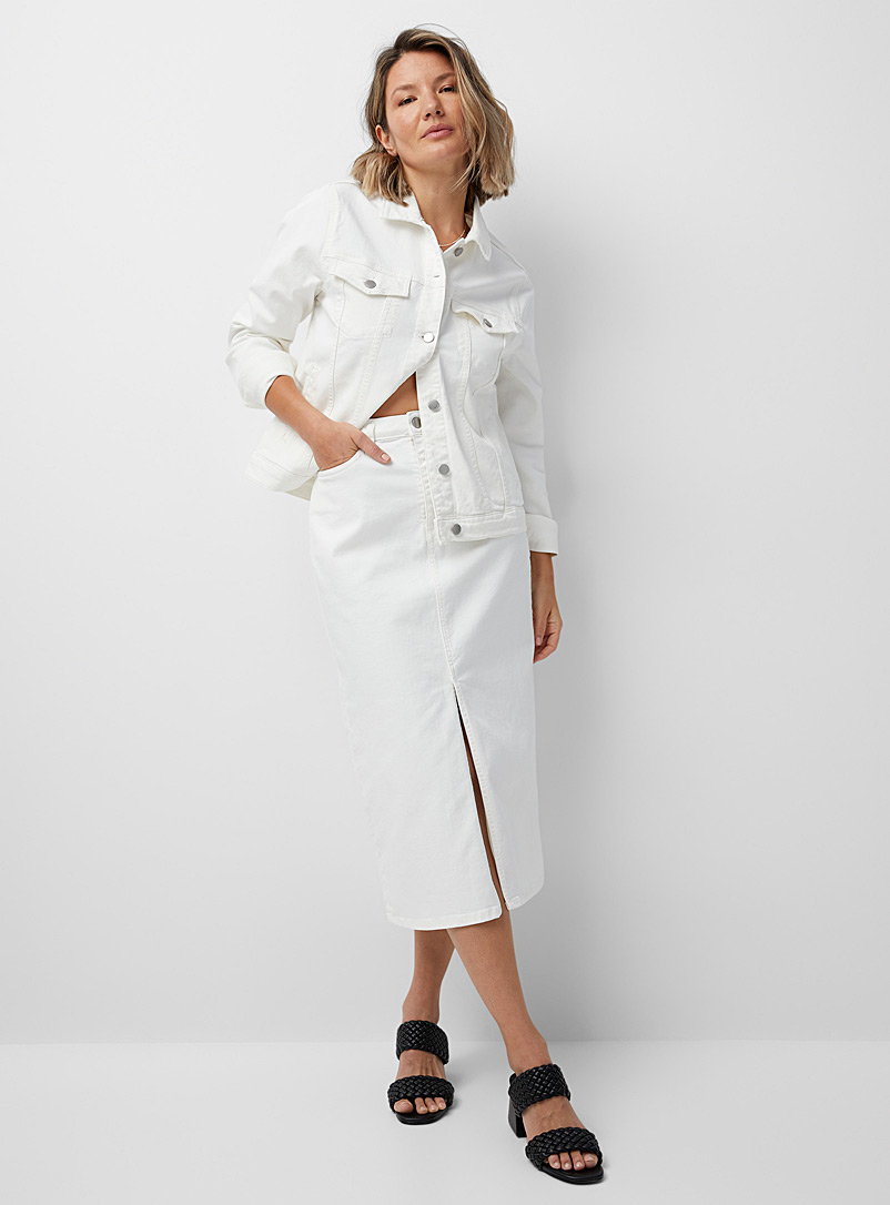 Contemporaine Ivory White Fashion hue denim jacket for women