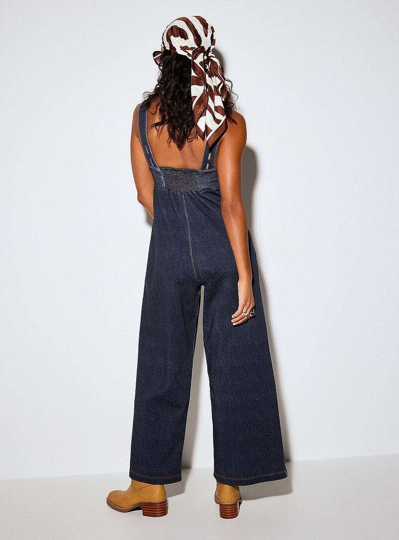 Ic&ocirc;ne: La combinaison buste fronc&eacute; effet denim envers ratin&eacute; Bleu marine - Bleu nuit pour femme