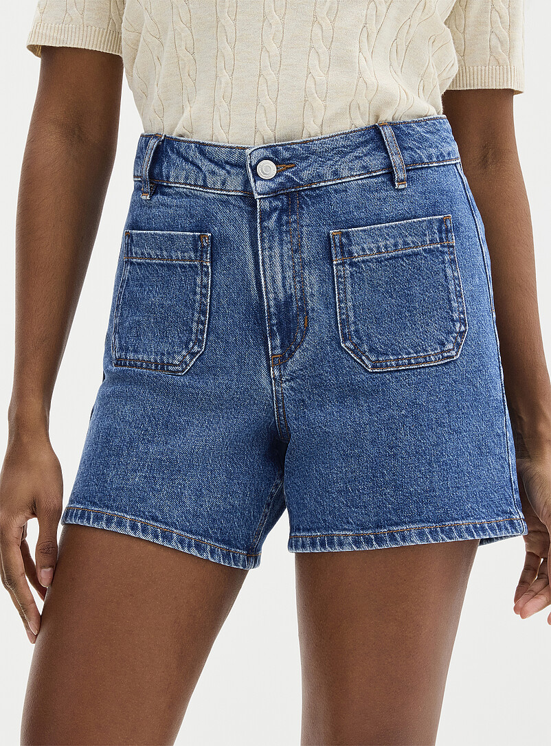 Contemporaine Blue Patch pockets faded denim short <b>Fit: Flared leg, high rise</b> for women