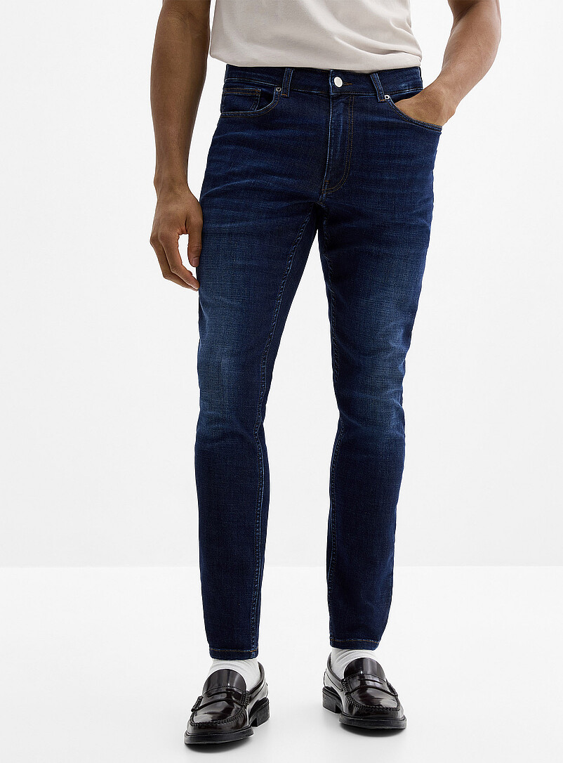 Le 31: Le jean bleu fonc&eacute; <b>Coupe Tokyo - Ajust&eacute;e</b> Bleu pour homme