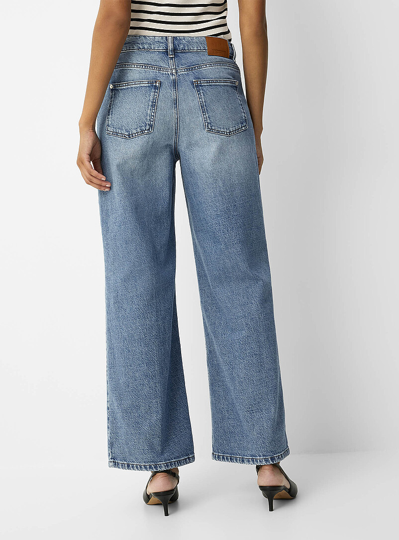 Medium-indigo stretch jean Fit: Wide leg, regular rise product image 3