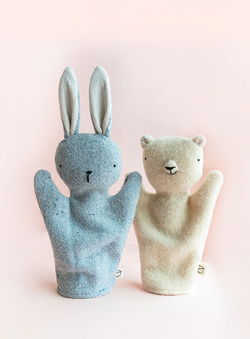 Ouistitine White Rabbit and bear puppet duo