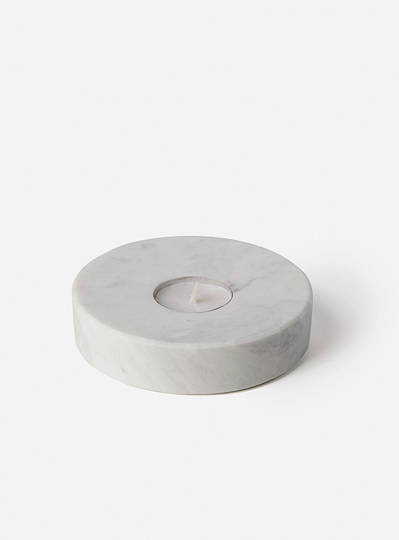 Atelier Bussière White Marble circular candle holder