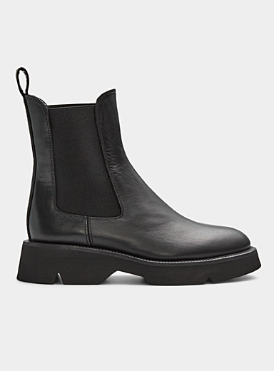 Benbase leather Chelsea boot Women | La Canadienne | All Our Shoes | Simons