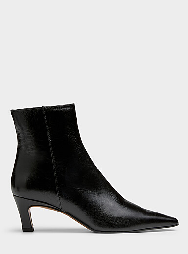 La Canadienne: La botte pointue cuir froiss&eacute; Bev <b>Faite en Italie</b> Femme Noir pour femme