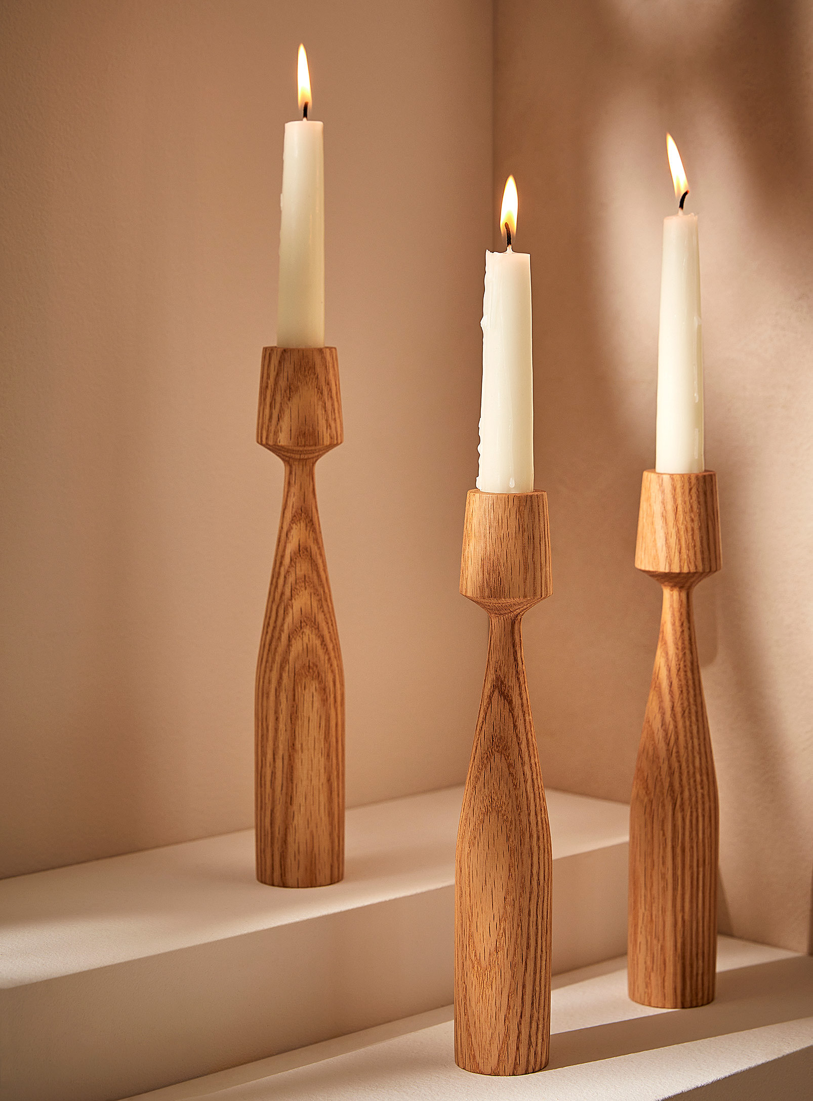 La Fabrique Déco Albert Candlestick Set With Candles In Medium Brown