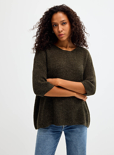 Wool-blend fuzzy loose sweater