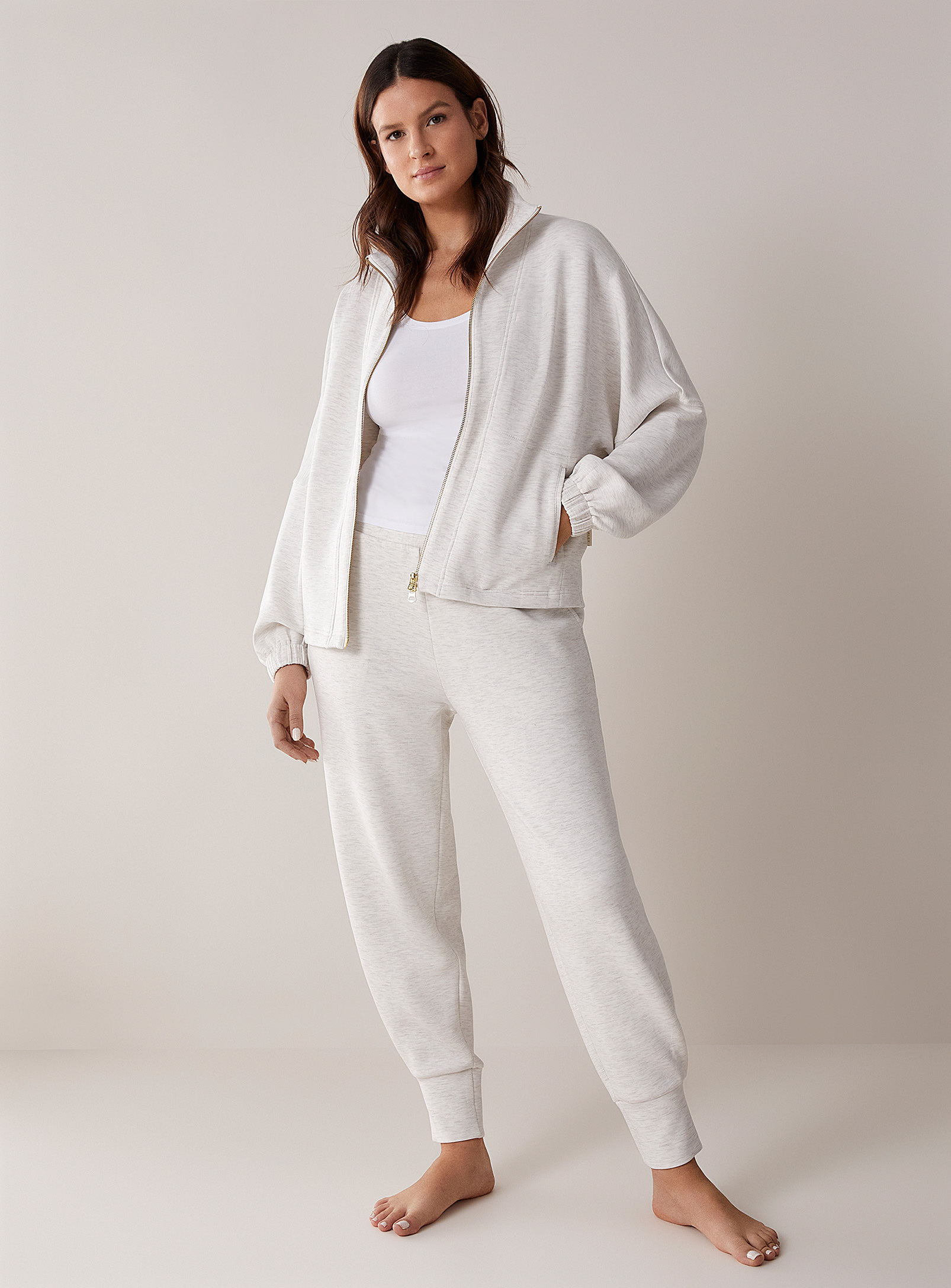 Varley Relaxed Viscose Lounge Jogger In Ivory White