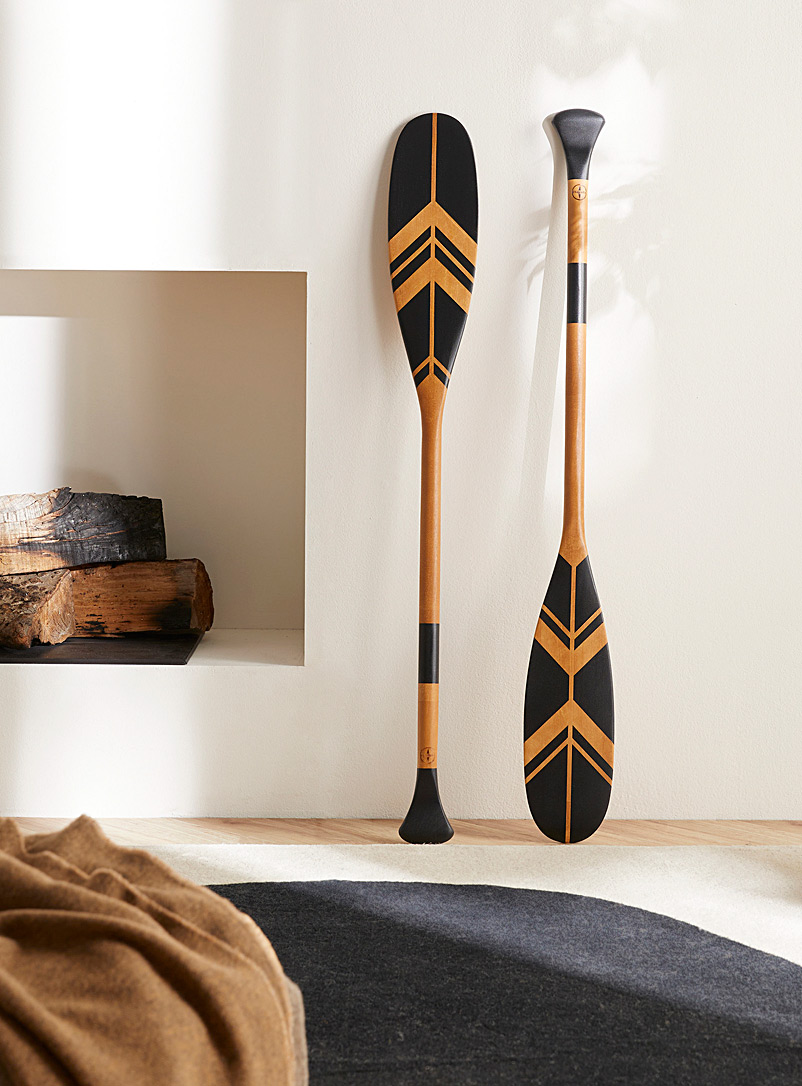 Onquata Black Eagle decorative paddle set