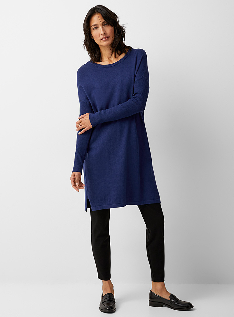 Contemporaine Marine Blue Fitted sleeves loose sweater for women