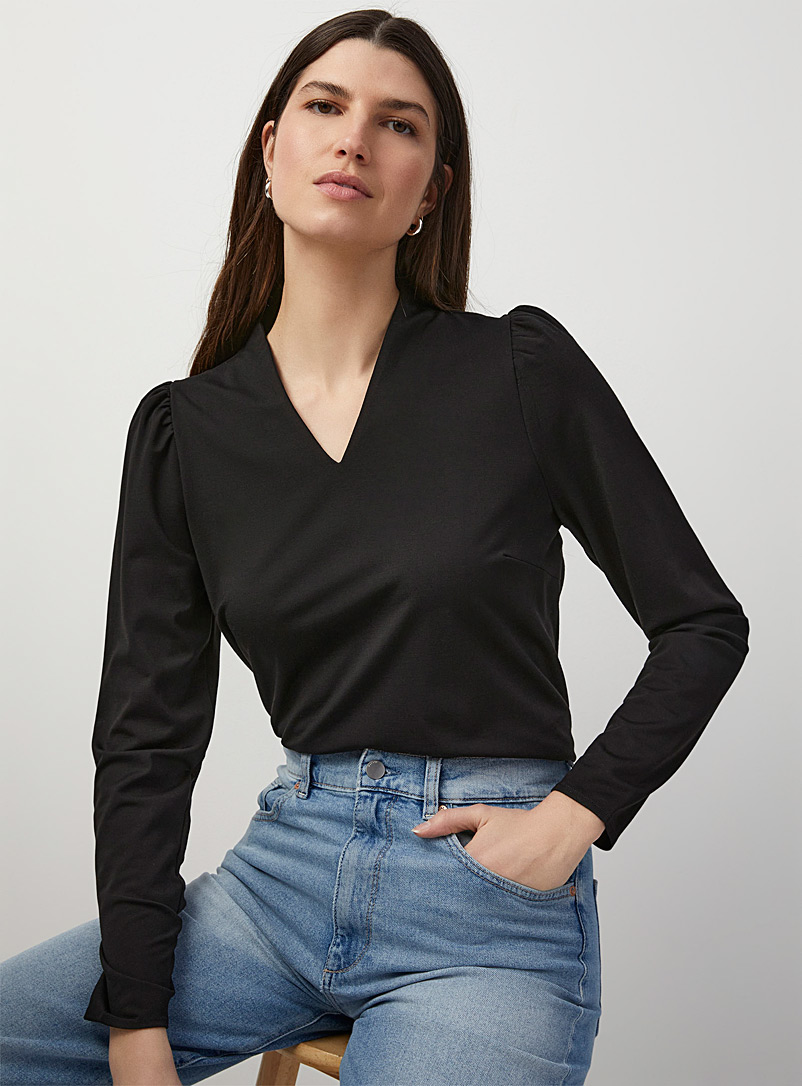 Fransa Black Gathered shoulders V-neck T-shirt for women