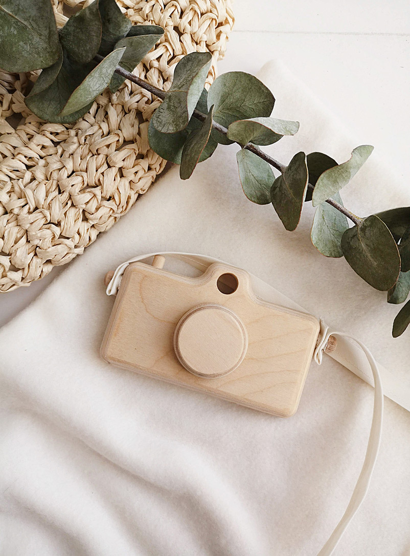 The Butter Flying Brown Wooden camera