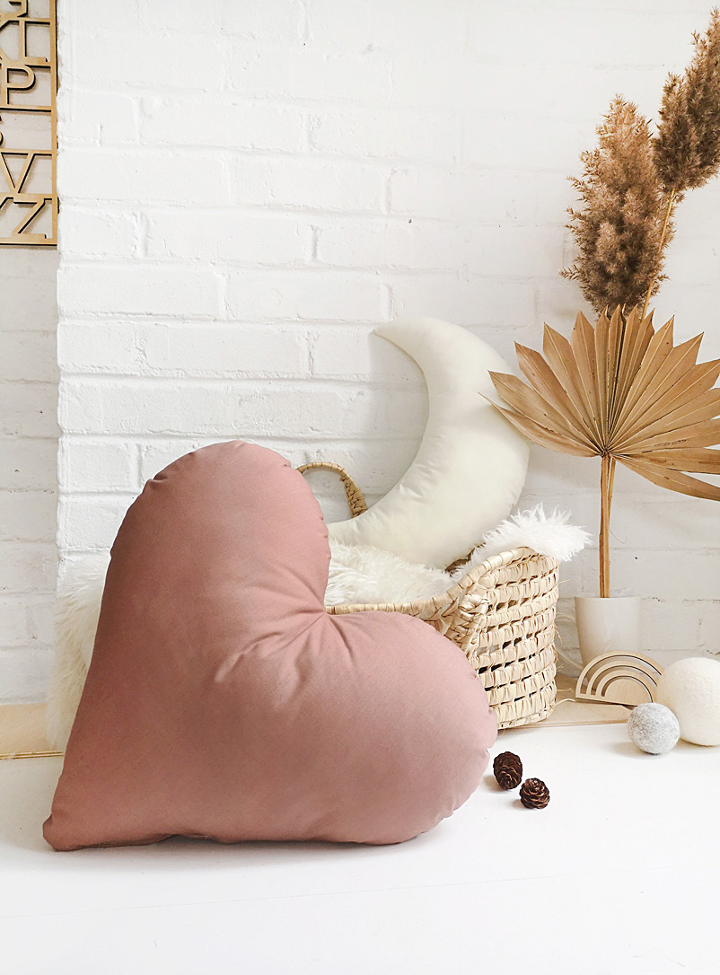 The Butter Flying Pink Tender heart cushion 38 cm in diameter