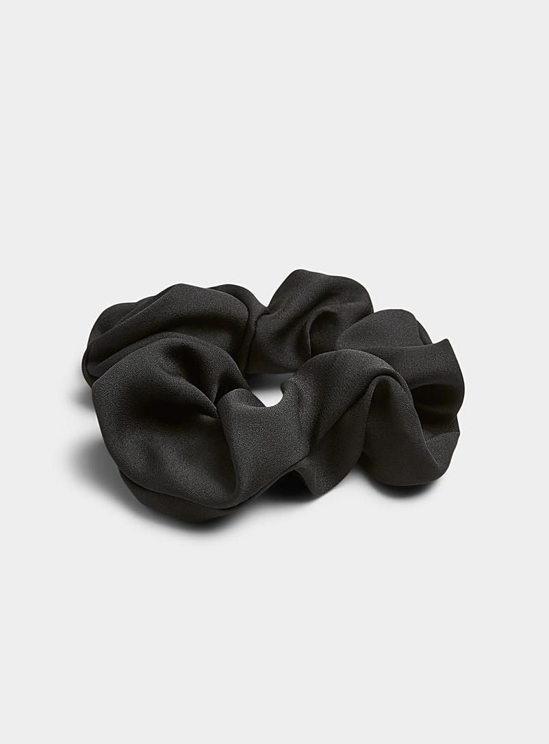 Simons Black Matte monochrome scrunchie for women
