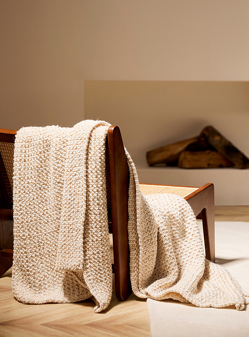 Simons Maison: Le jeté touche de laine texturé 130 x 170 cm Beige crème