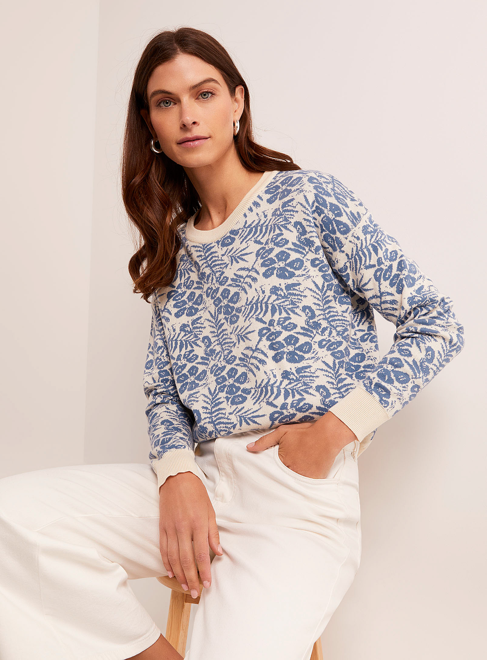 Contemporaine Two-tone Floral Jacquard Sweater In Indigo/dark Blue