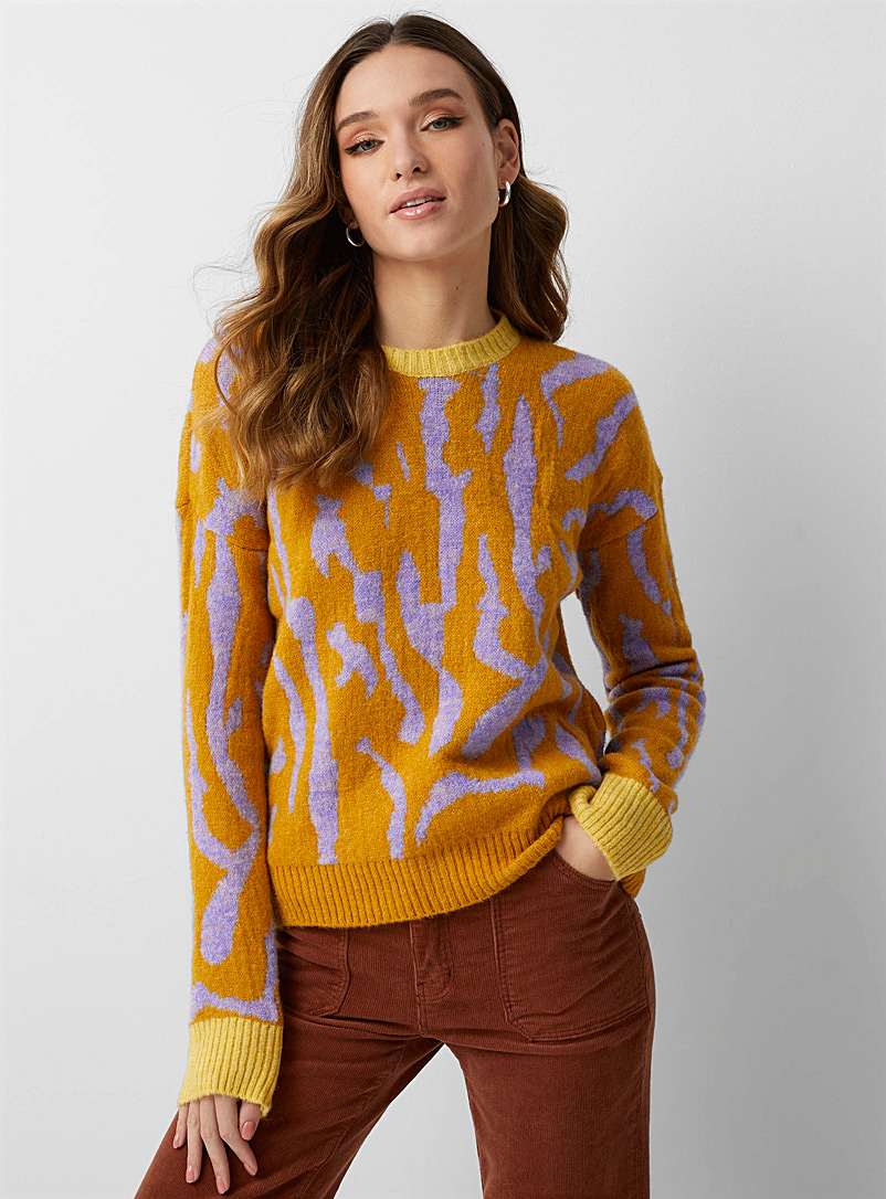 Icône Patterned orange Colourful abstraction brushed ochre sweater for women