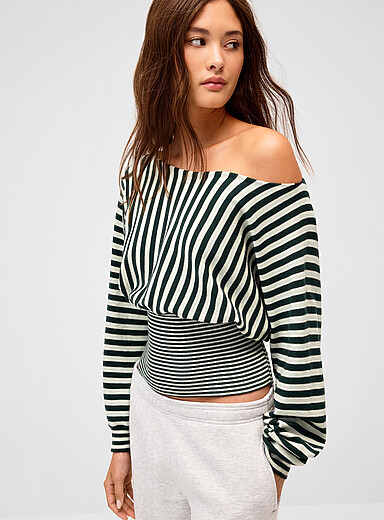 Fitted striped sweater