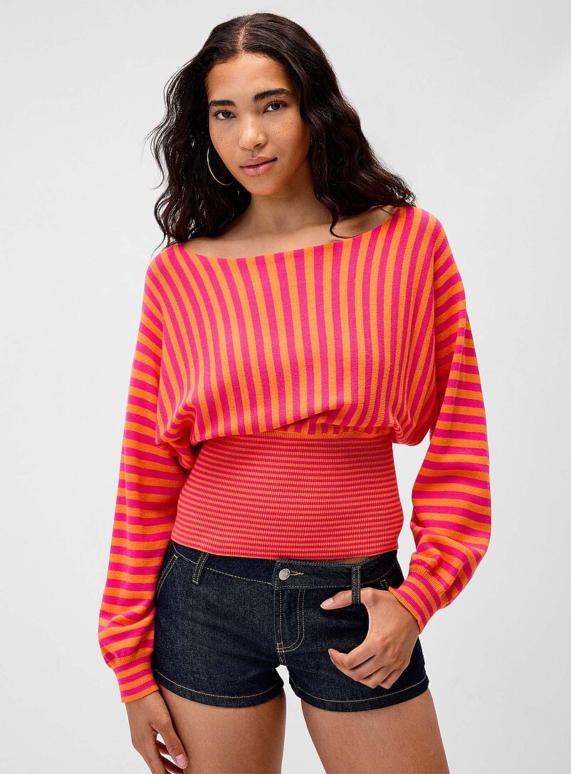 Twik: Le chandail taille ajust&eacute;e ray&eacute; Orange &agrave; motifs pour femme