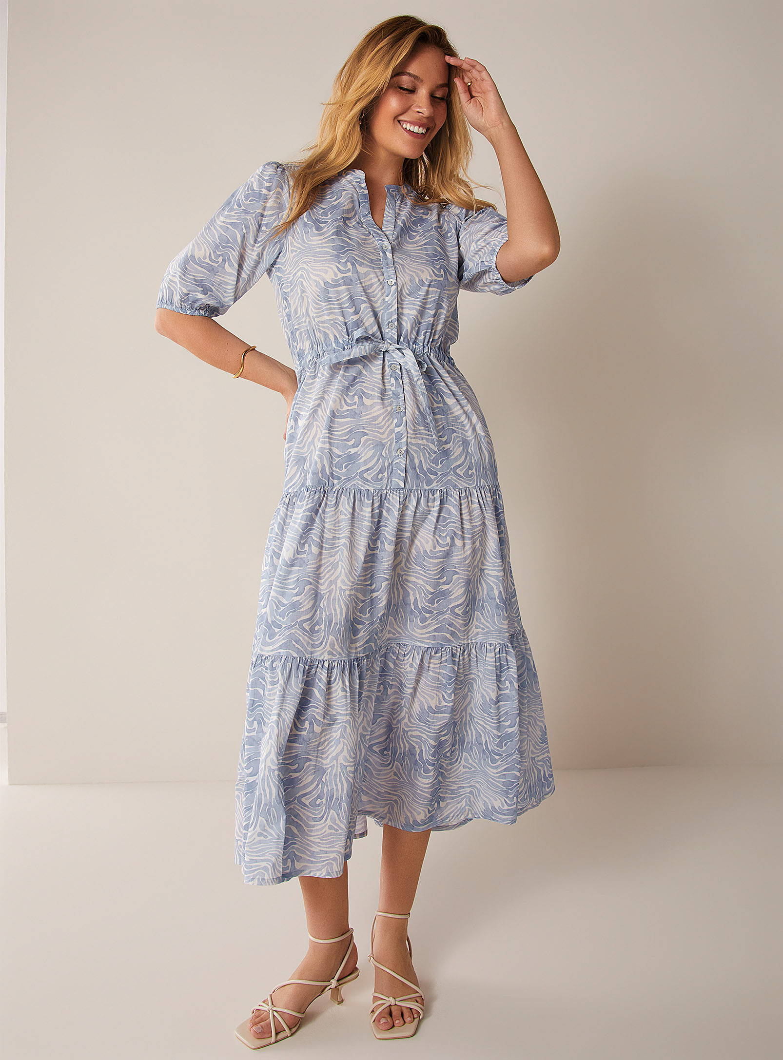 Yerse Watercolour Waves Tiered Dress In Patterned Blue