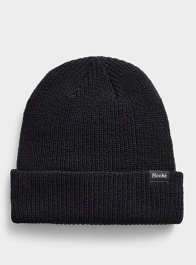 La tuque minimaliste petit logo