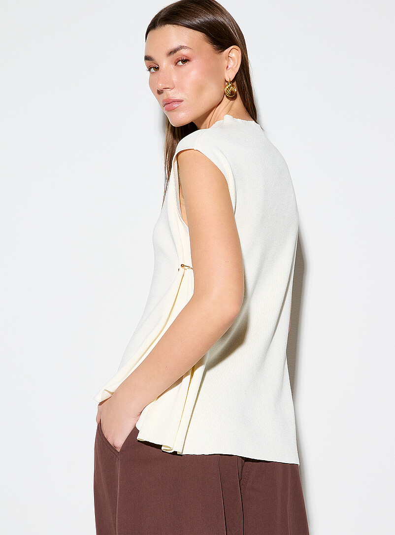 Ic&ocirc;ne: La camisole drap&eacute;e col montant broches m&eacute;tallis&eacute;es Blanc pour femme