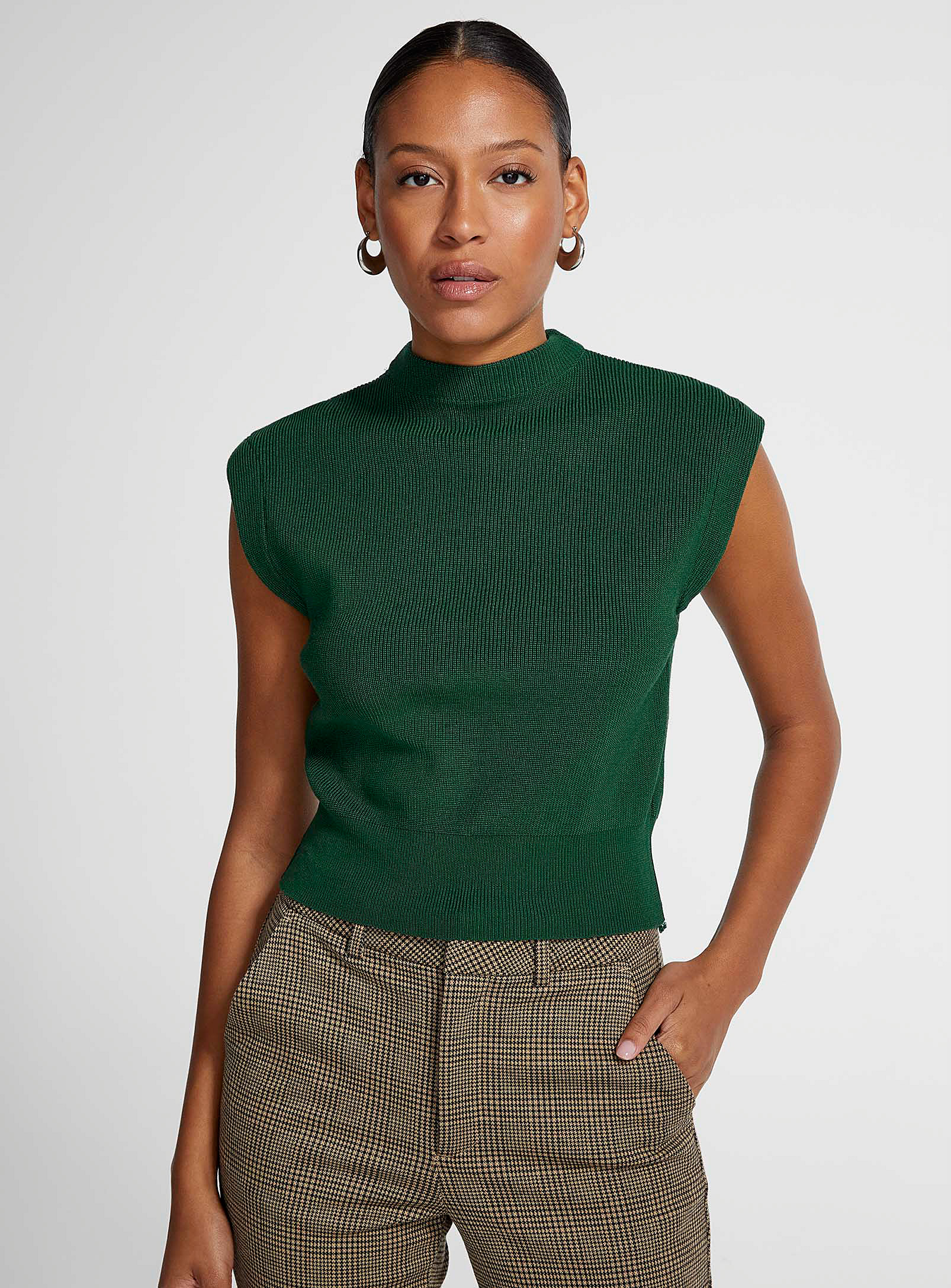 Icone Shoulder Pad-look Sweater Vest In Mossy Green