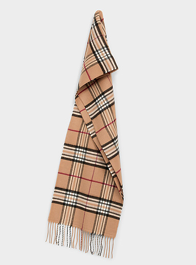 Cashmink&reg; ultra-soft tartan scarf