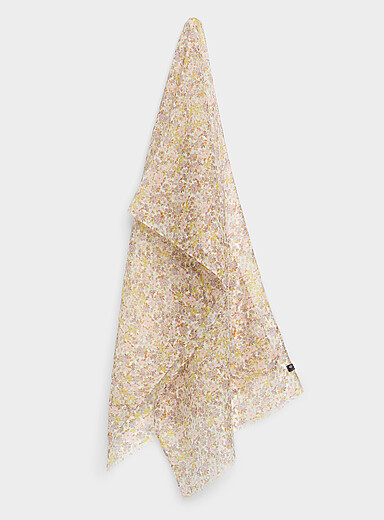 Flowers by the thousands lightweight scarf