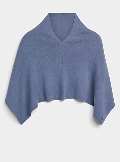 Fraas Black Plain cropped poncho for women
