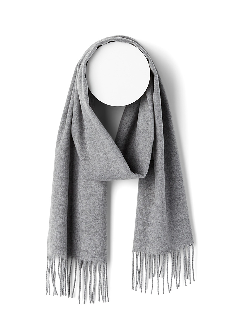 Simons Light Grey Essential velvety scarf for women