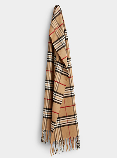 Sophisticated check scarf