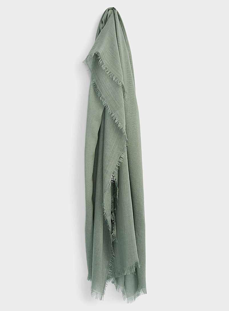 Thin Fringes Pleated Lightweight Scarf