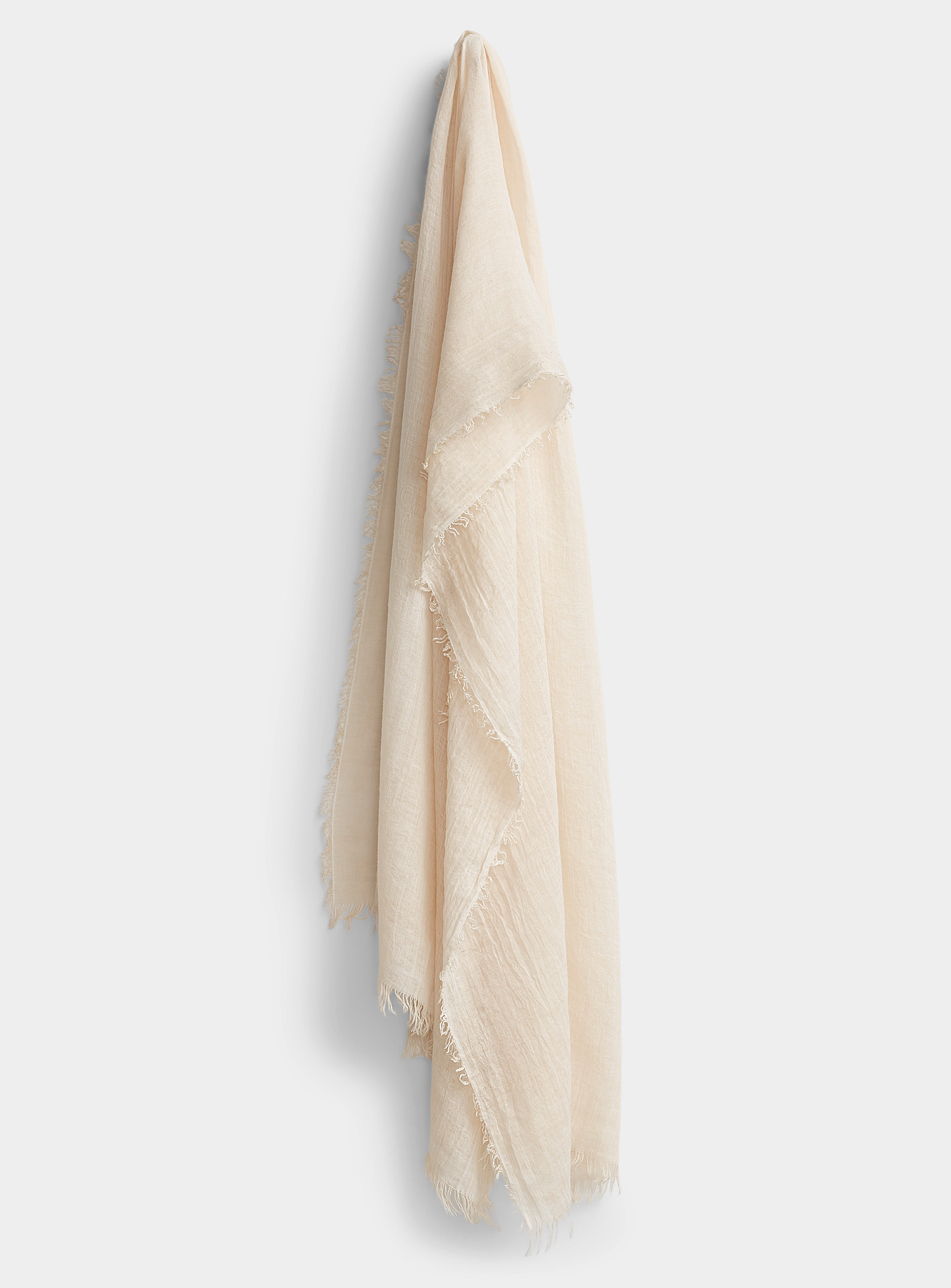 Fraas Fringed Raw Weave Scarf In Ivory White