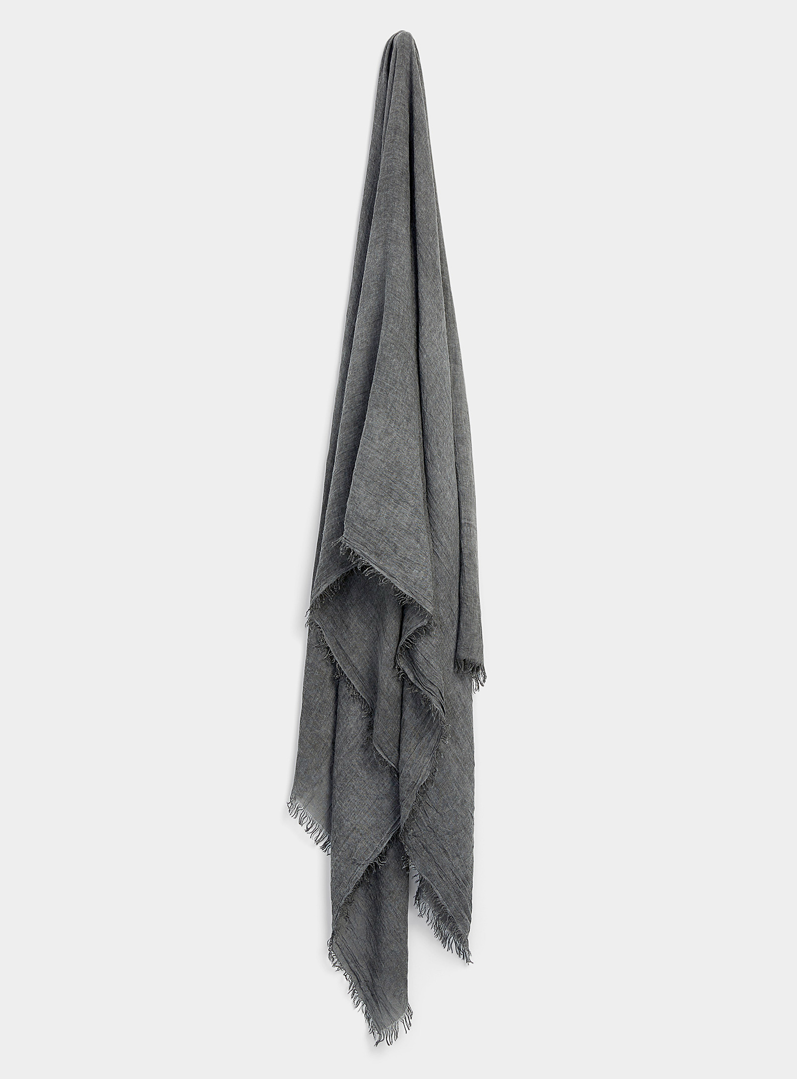Fraas Fringed Raw Weave Scarf In Light Grey