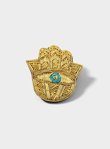 La broche khamsa dor&eacute;e