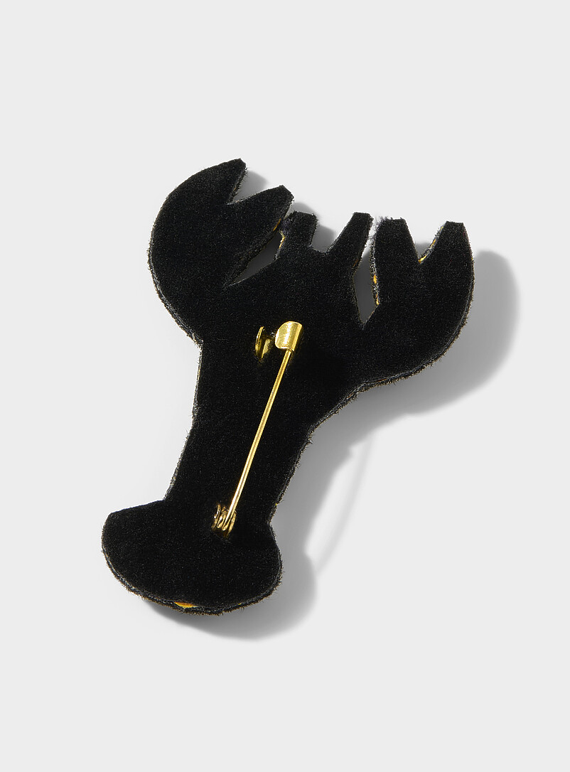 Expressive embroidered brooch product image 2