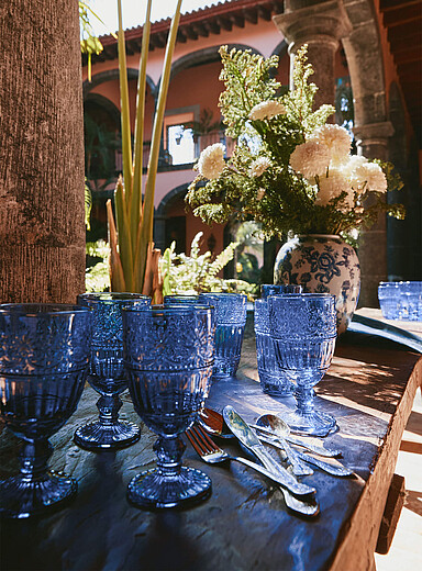 Simons Maison Blue Embossed floral wine glasses Set of 2
