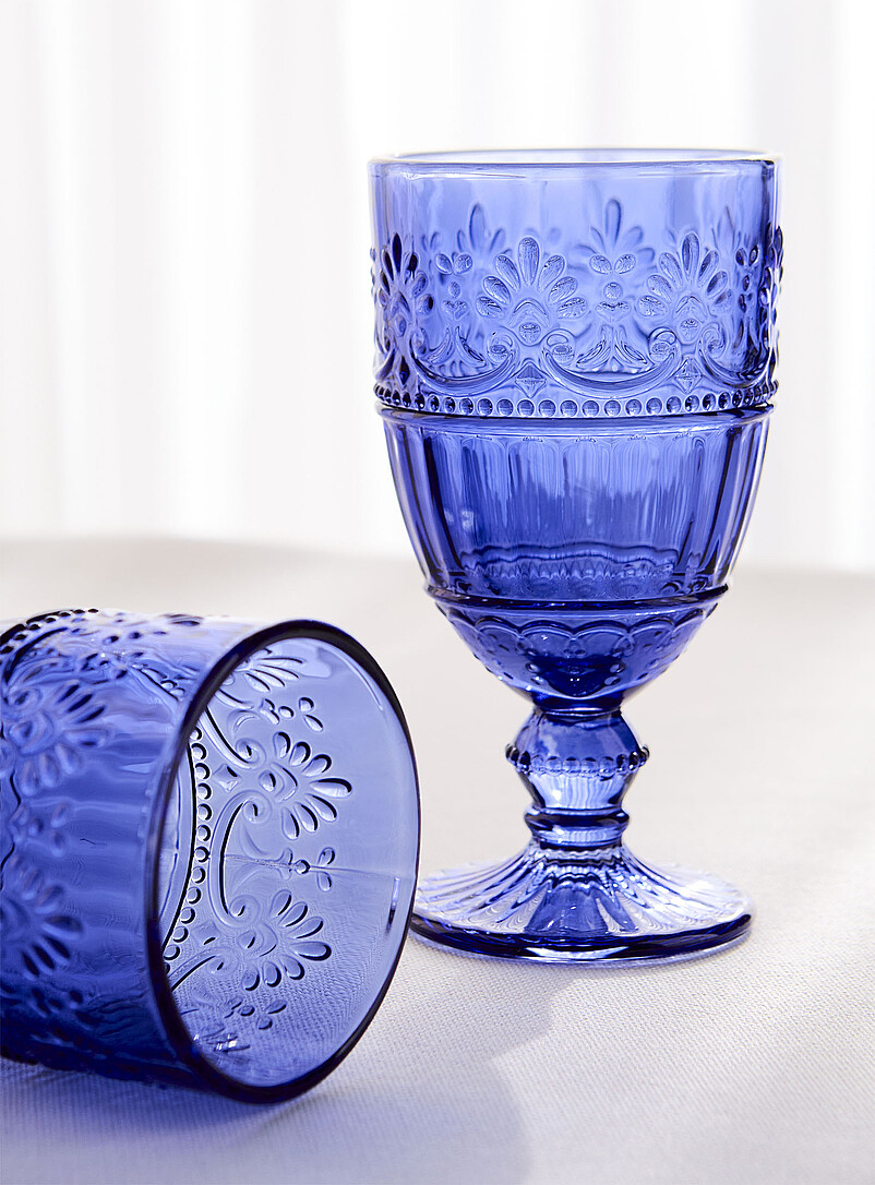 Simons Maison Blue Embossed floral wine glasses Set of 2