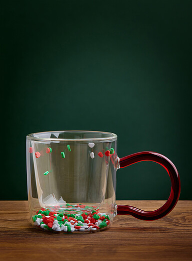 Holiday confetti mug