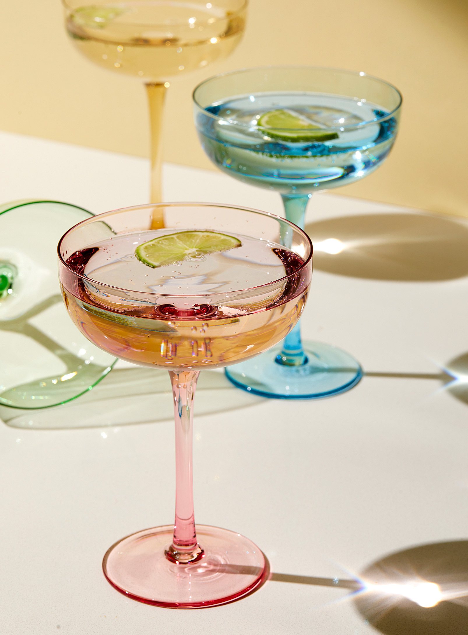 Simons Maison - Les verres à cocktail colorés Ensemble de 4
