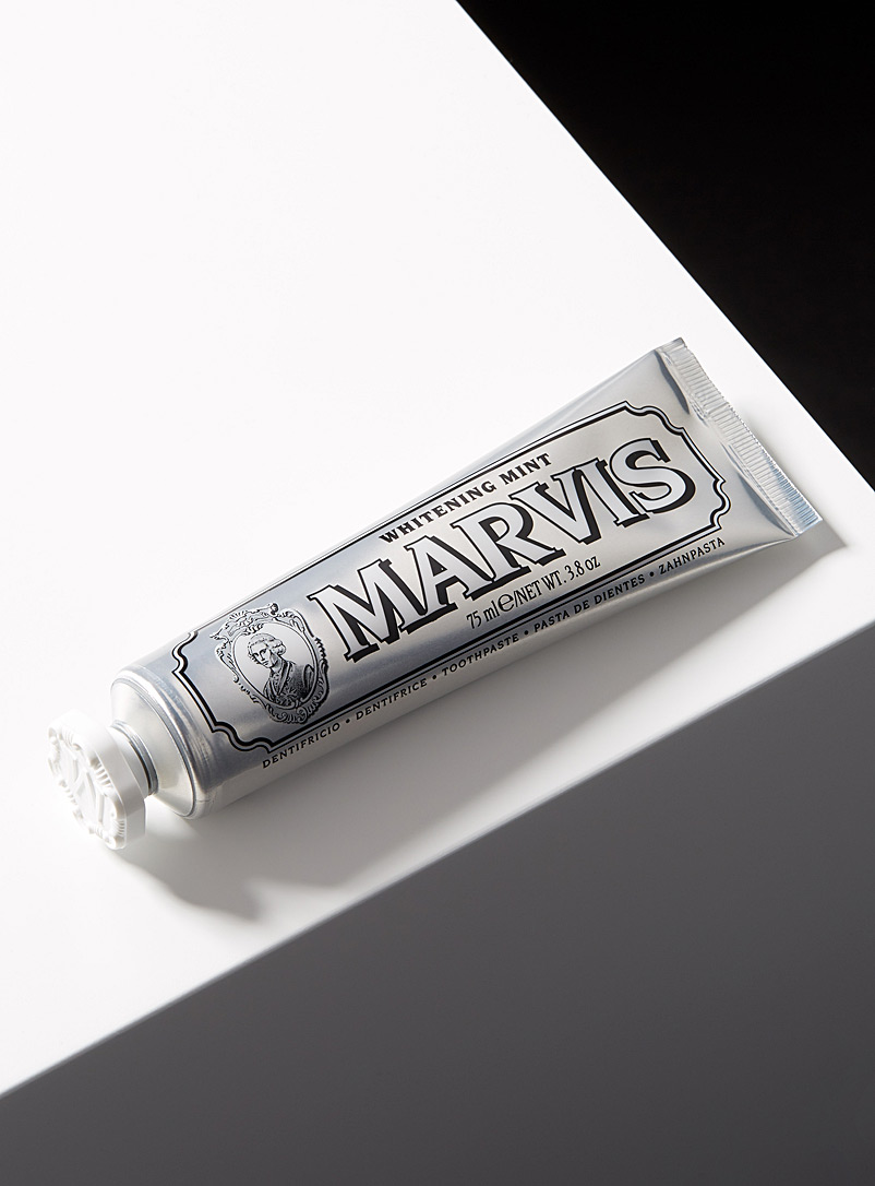Marvis: Le dentifrice blanchissant menthe Blanc pour homme