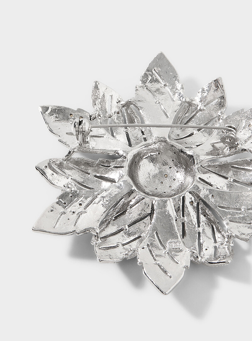 Le 31 Silver Wide silver flower brooch for men