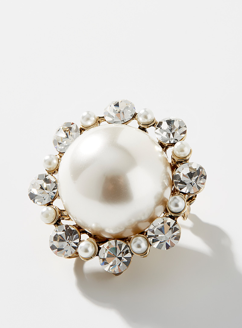 Simons White Crystal and pearl brooch for women