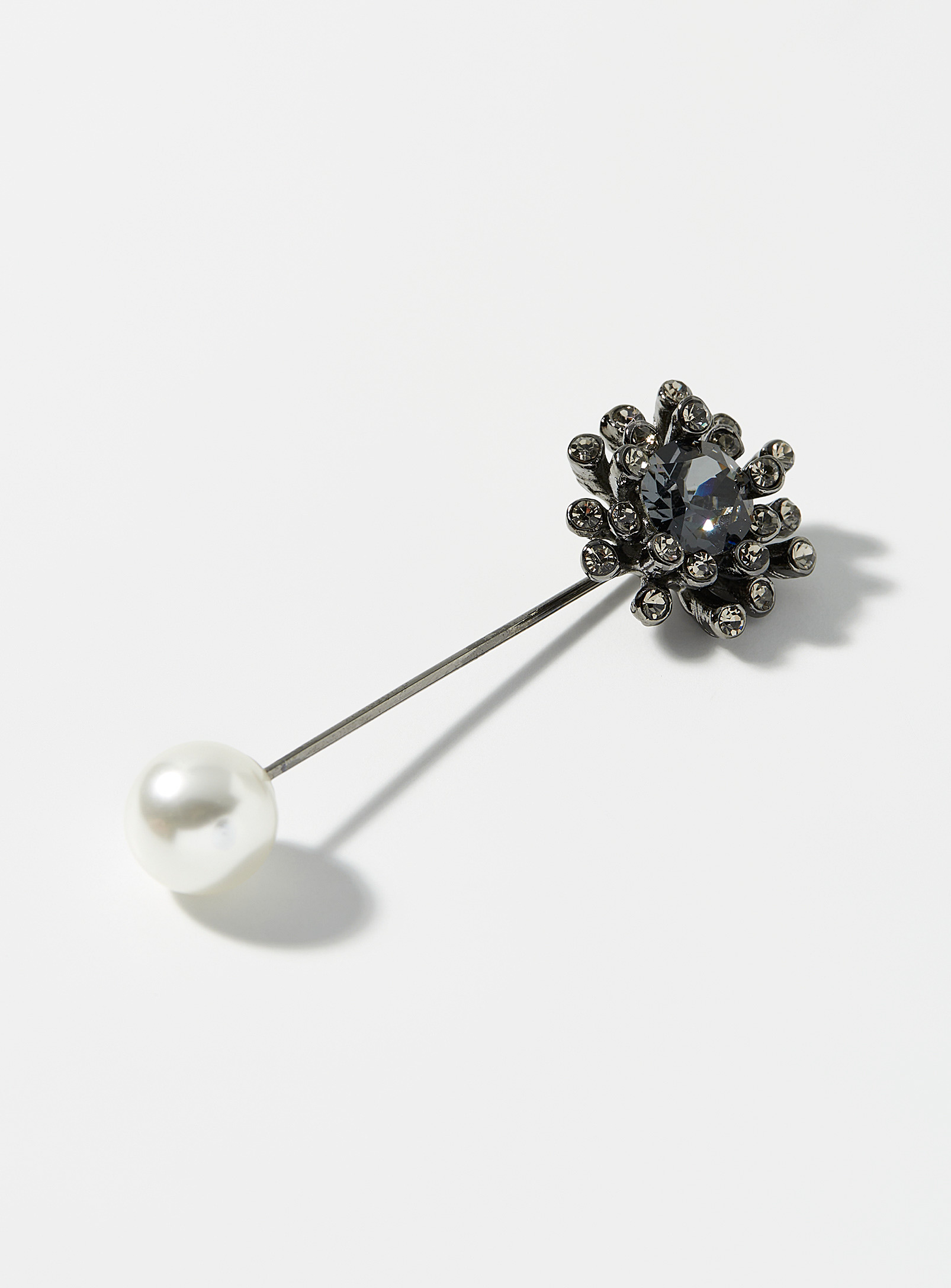 Le 31 Crystal And Pearl Flower Pin In Black