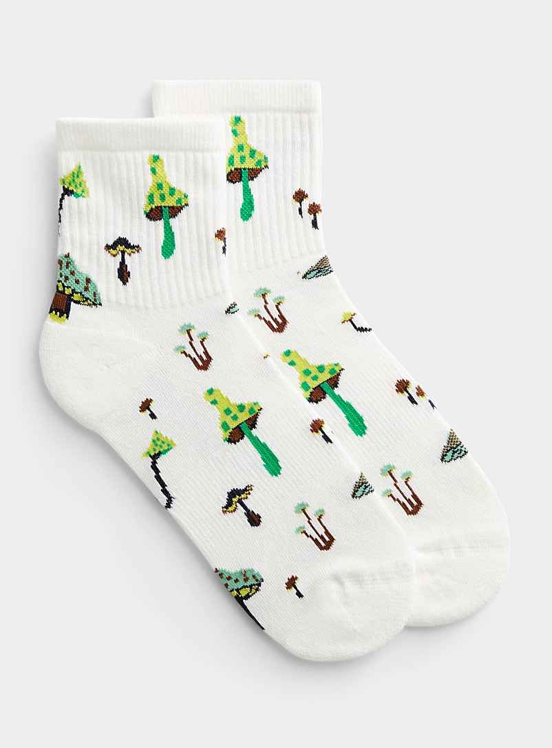 Simons Ivory White Fun pattern ankle sock for women